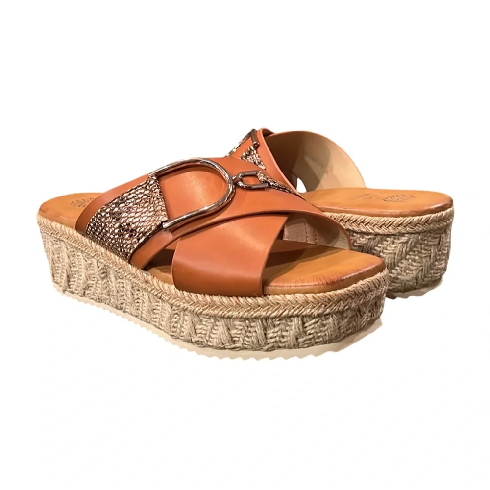 GC Shoes Women's Lindsey Strappy Platform Slide Sandals Size 8 Brown Snakeskin